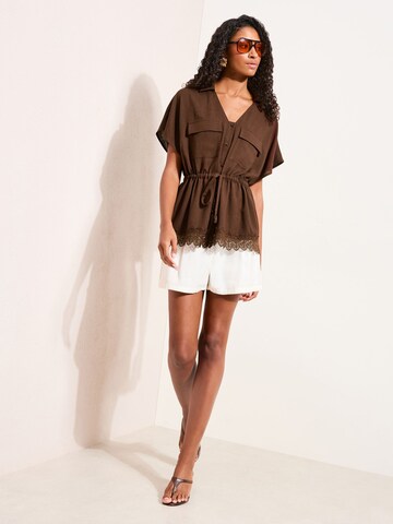 Friends Like These Blouse in Bruin