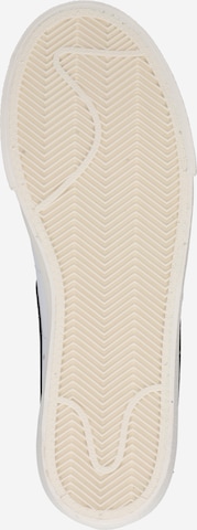Nike Sportswear Platform trainers 'Blazer' in White