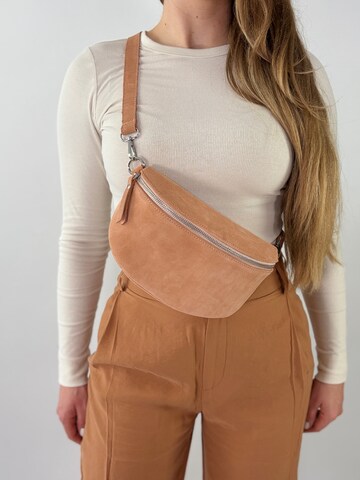 lePelou Fanny Pack 'VALENTINA medium' in Orange