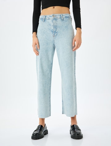 Koton Loosefit Jeans in Blau: Vorderseite