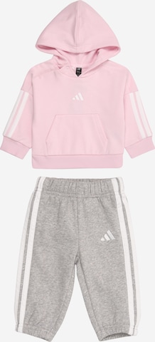 pilka ADIDAS SPORTSWEAR Treniruočių kostiumas 'Essentials': priekis