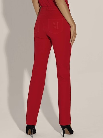 MADELEINE Slimfit Jeans in Rood
