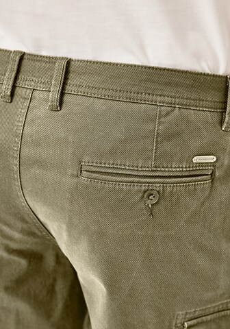REDPOINT Regular Shorts in Grün