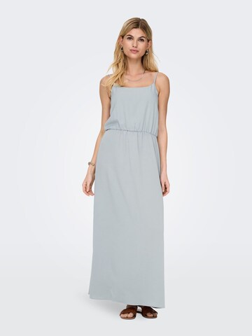 Robe 'ONLNova' ONLY en vert : devant