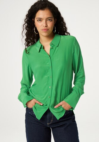 Fabienne Chapot Blouse in Green: front