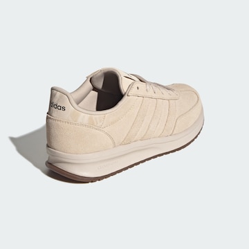 Baskets basses 'Run 70S 2.0' ADIDAS SPORTSWEAR en beige