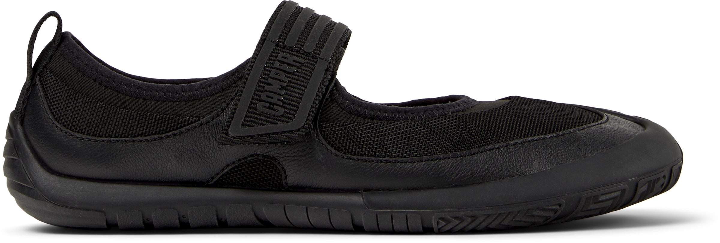 CAMPER Ballerina met riempjes 'Peu Path' in Zwart