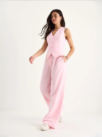 Pantalons de tailleur Bianco Lucci en rose