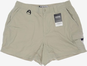 COLUMBIA Shorts in L in Green: front