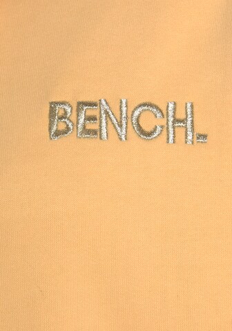 BENCH Μπλούζα φούτερ σε κίτρινο