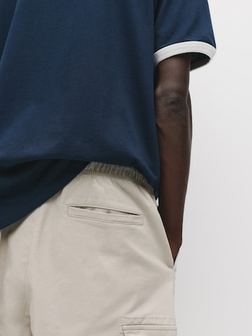 Pull&Bear Zwężany krój Bojówki w kolorze biały