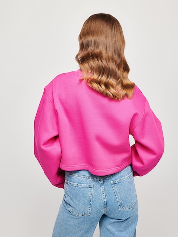 ABOUT YOU x StayKid Sweatshirt 'BIBI' in Lila: terug