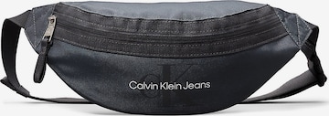 Calvin Klein Jeans Gürteltasche in Grau: predná strana