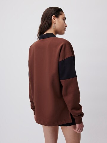 Sweat-shirt 'Frieda' LeGer by Lena Gercke en marron