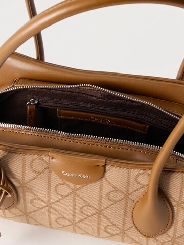 Calvin Klein Torba na ramię w kolorze zielony