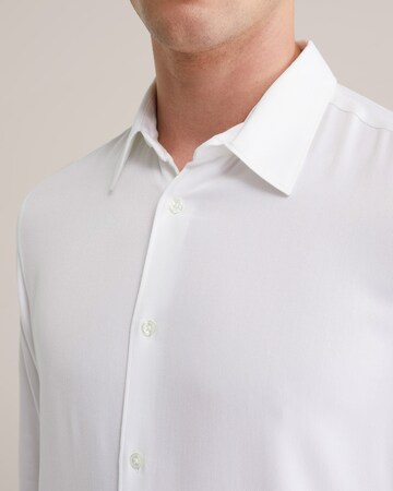 WE Fashion Regular fit Skjorta i vit