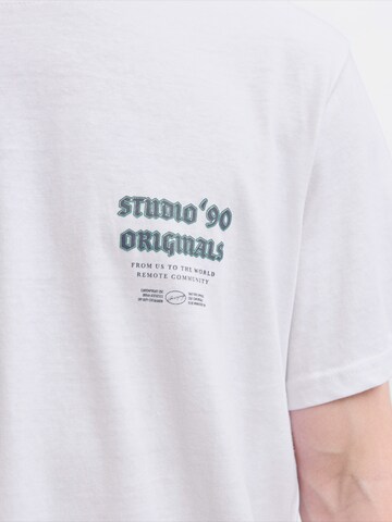 T-Shirt 'JORMEADOWS' JACK & JONES en blanc