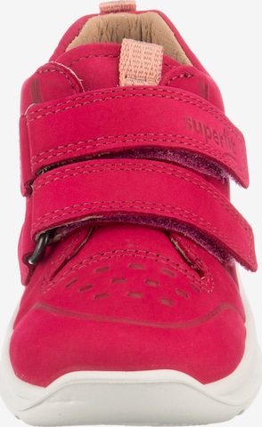 SUPERFIT Обувки за прохождане 'Brezee' в червено