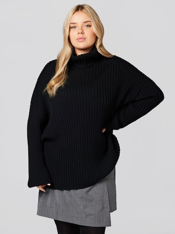 A LOT LESS Sweater 'Charlotta' in Black