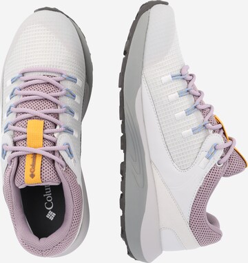 COLUMBIA - Zapatos bajos 'TRAILSTORM' en blanco