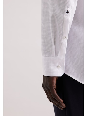Coupe regular Chemise business SEIDENSTICKER en blanc