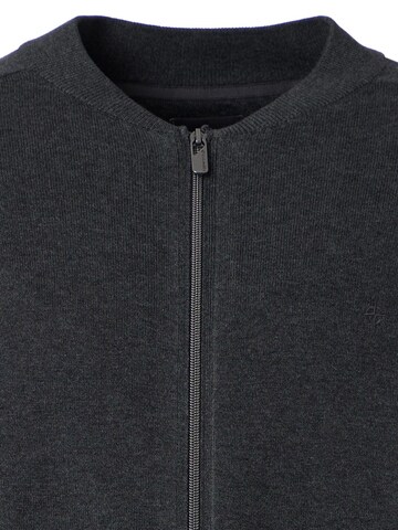 CASAMODA Gebreid vest 'Basic' in Grijs