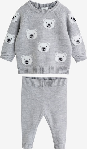 Next Szettek - szürke: elől