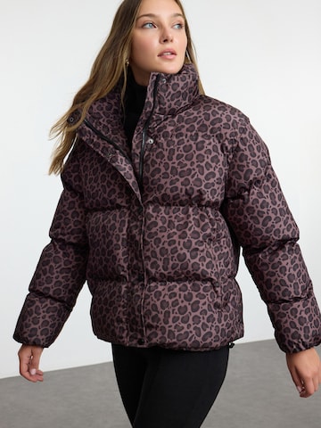 Trendyol Jacke in Lila: Vorderseite