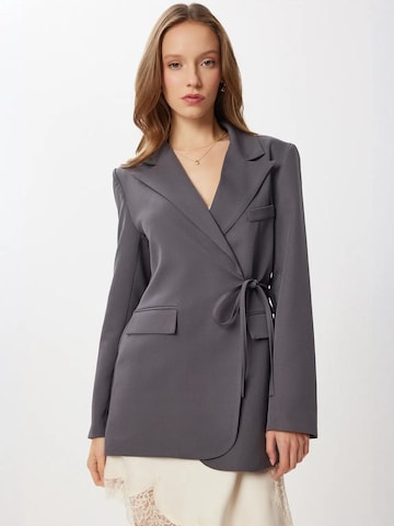 Happiness İstanbul Blazer in Grey: front
