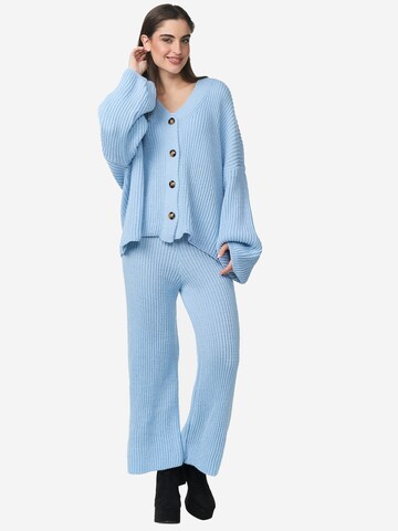 Elara Hausanzug in Blau