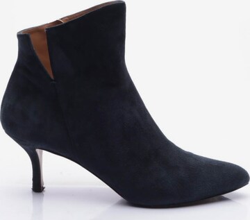 PURA LOPEZ Dress Boots in 39 in Blue: front