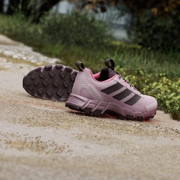 ADIDAS TERREX - Zapatos bajos 'Rockadia' en lila