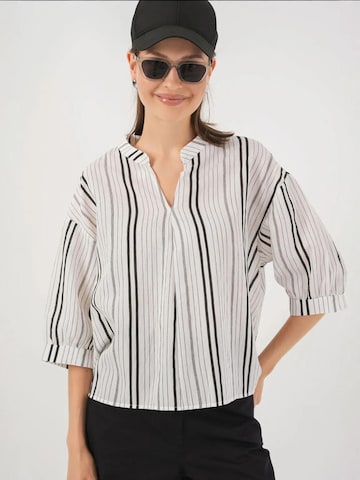 Bigdart - Blusa em bege: frente