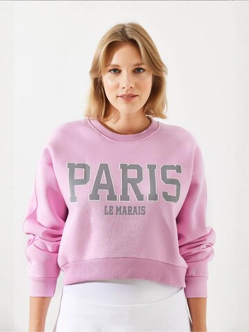 Felpa di Bianco Lucci in rosa: frontale