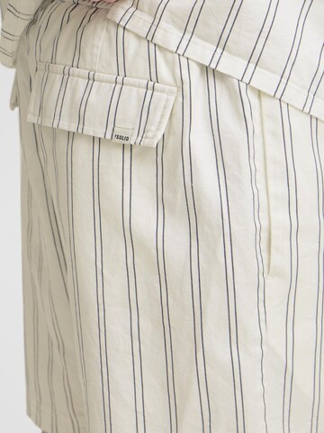 Loosefit Pantalon 'SDAlann' !Solid en blanc