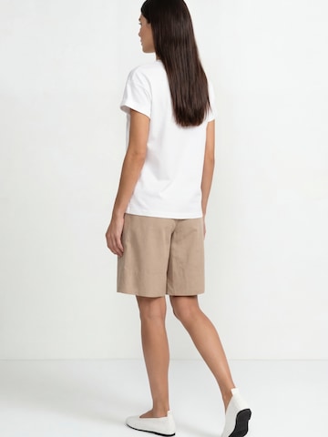 Rich & Royal Regular Shorts in Beige