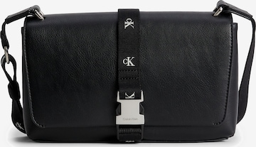 Calvin Klein Jeans - Mala de ombro em preto: frente