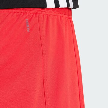 ADIDAS PERFORMANCE Regular Sporthose 'Pacer Essentials' in Rot