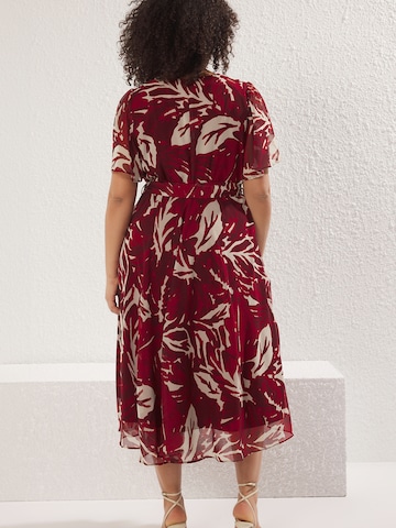 Trendyol Curve Лятна рокля в червено