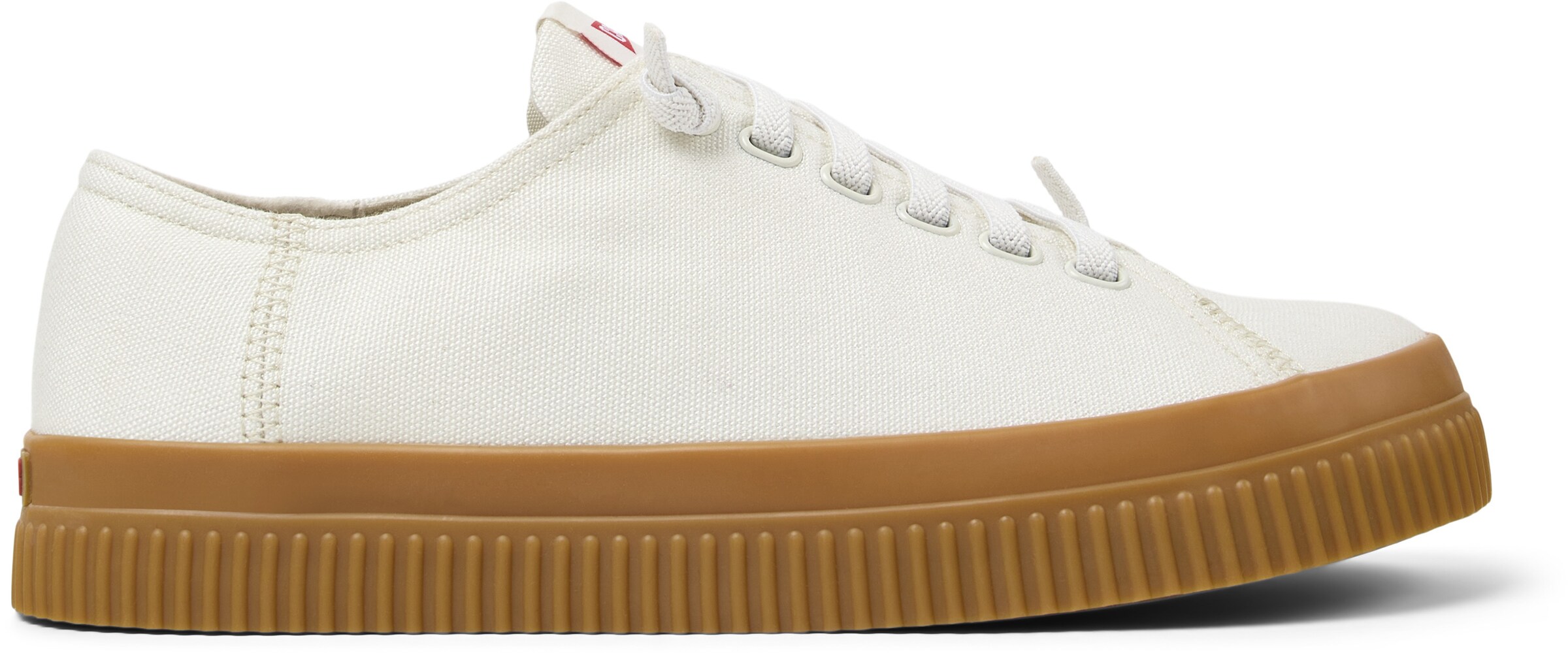 Baskets basses 'Peu Roda' CAMPER en blanc