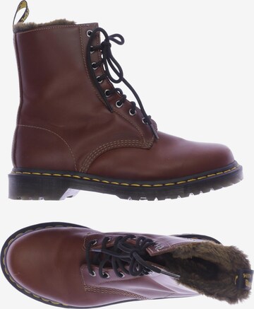 Dr. Martens Dress Boots in 42 in Brown: front