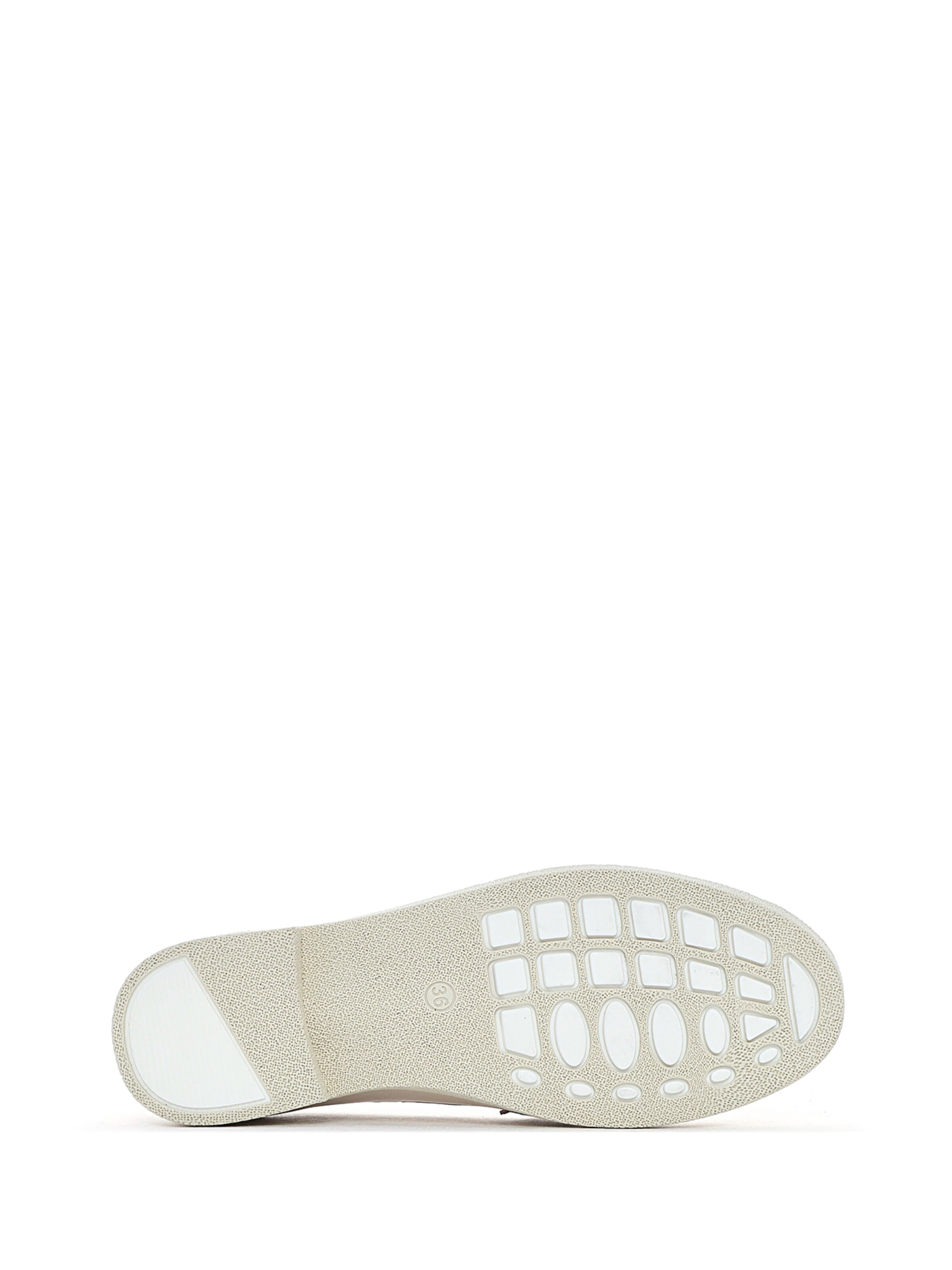 Chaussure basse Derimod en beige