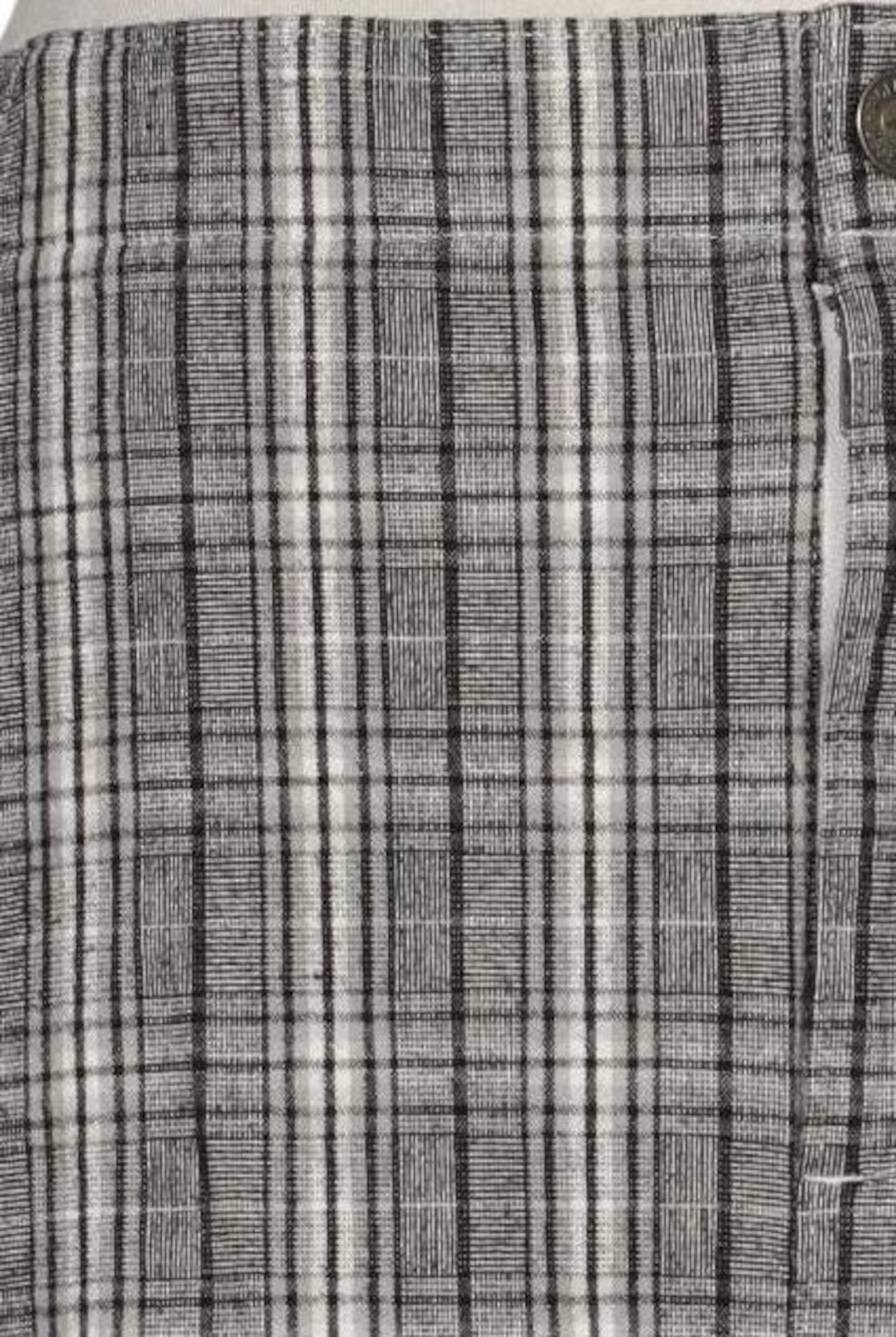 HOLLISTER Skirt in M in Grey