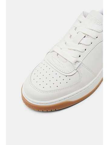 Baskets basses ESPRIT en blanc