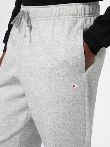 Champion Authentic Athletic Apparel Zwężany krój Spodnie w kolorze szary
