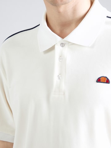 Tricou 'SINISE' de la ELLESSE pe alb