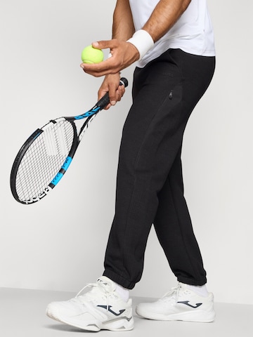 BOSS Конический (Tapered) Спортивные штаны 'League Hurley' в Черный