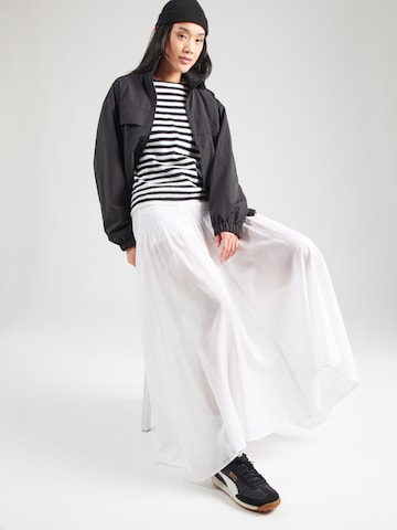 CATWALK JUNKIE Sweater in Black