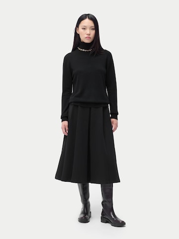 GOBI Cashmere Trui in Zwart