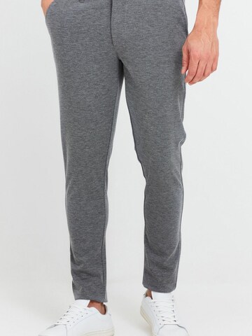 !Solid Slimfit Chinohose 'Olivero' in Grau